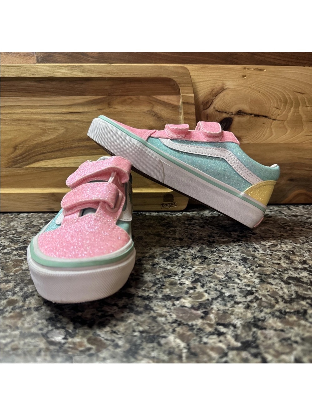 Vans Old Skool V Glitter Skate Shoe Little Kid Pastel / Multicolor 13 Worn Once